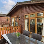 בית נופש Bowness 12 Fellside *